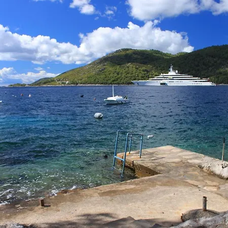 By The Sea Brna, Korcula - 9159 *
