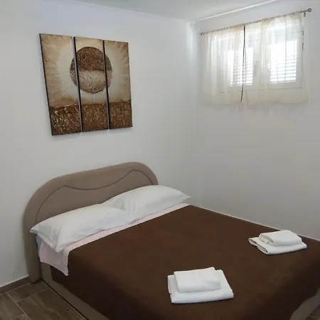 By The Sea Brna, Korcula - 9159 * Смоквица