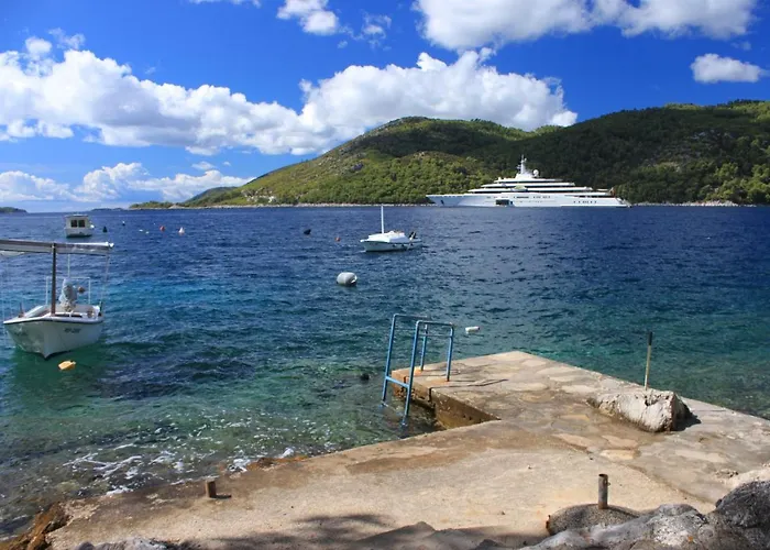 By The Sea Brna, Korcula - 9159 *